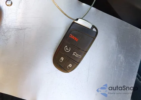 2015 Chrysler 300 300S z USA, uszkodzony, nr VIN 2C3CCAGG3FH922719